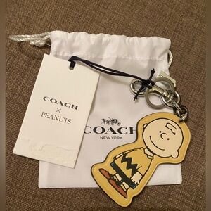 Coach Peanuts Charlie Brown Hang Tag NEW